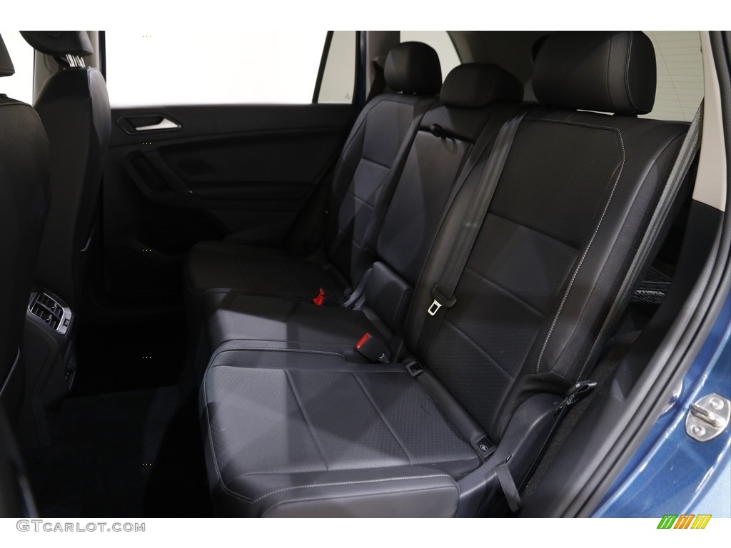 2018 Tiguan SEL 4MOTION - Silk Blue Metallic / Titan Black photo #15