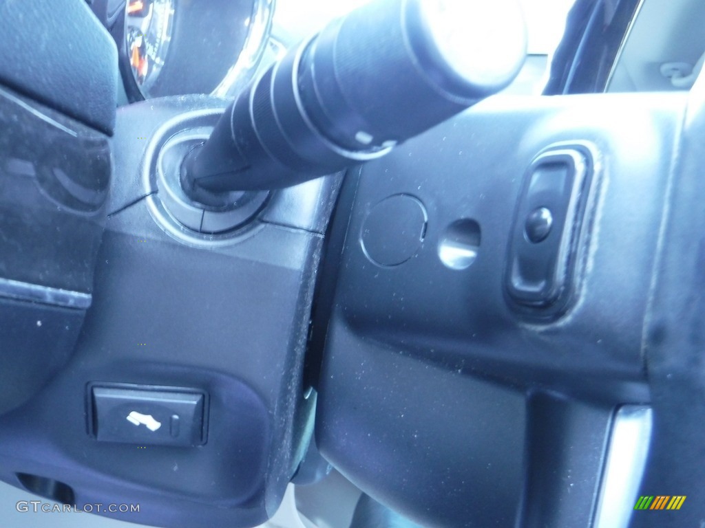 2013 Town & Country Limited - Maximum Steel Metallic / Black/Light Graystone photo #19