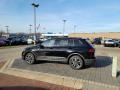 Deep Black Pearl - Tiguan S 4Motion Photo No. 2