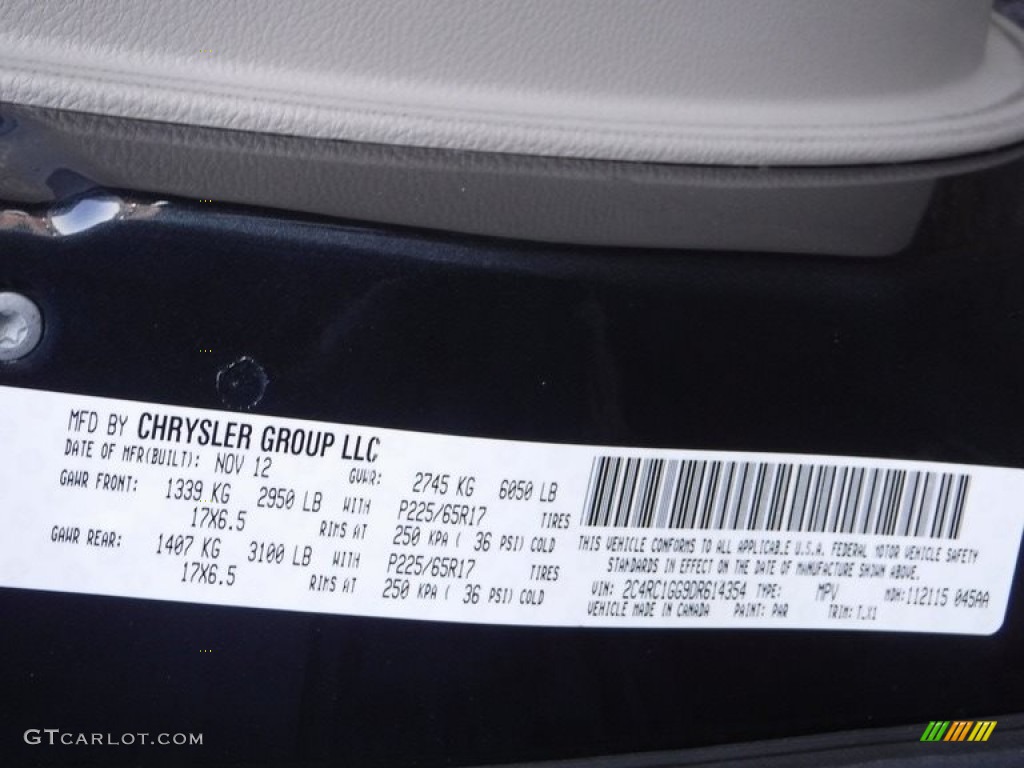 2013 Town & Country Limited - Maximum Steel Metallic / Black/Light Graystone photo #36