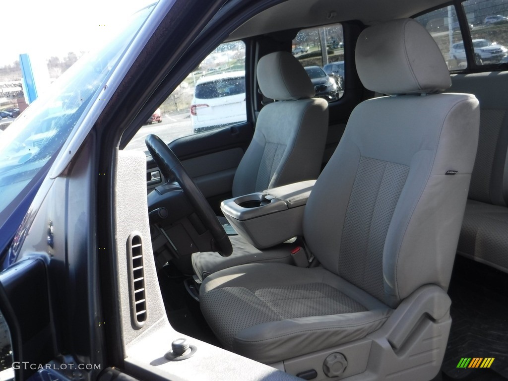 2010 F150 XLT SuperCab 4x4 - Dark Blue Pearl Metallic / Medium Stone photo #15
