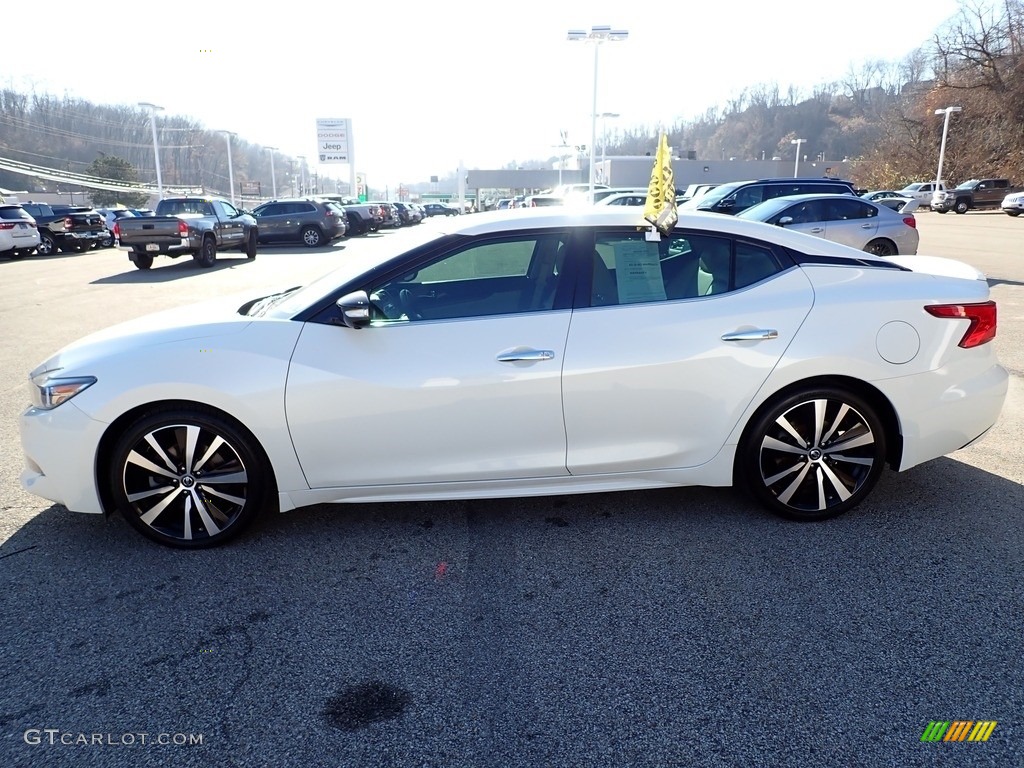 2017 Maxima Platinum - Pearl White / Cashmere photo #2