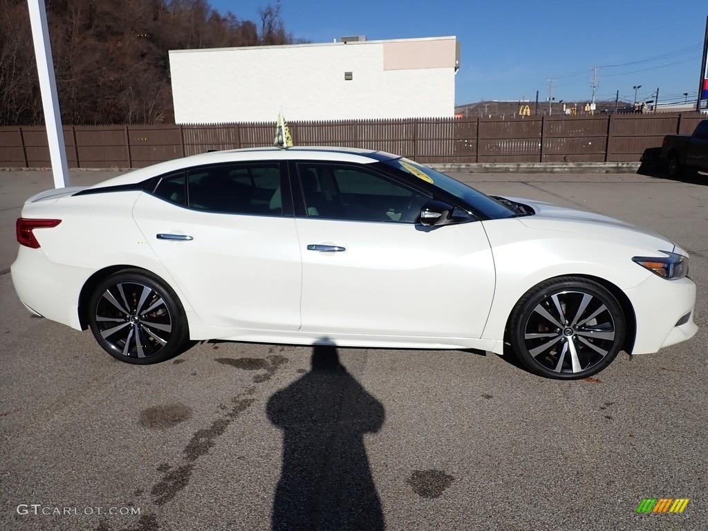 2017 Maxima Platinum - Pearl White / Cashmere photo #7