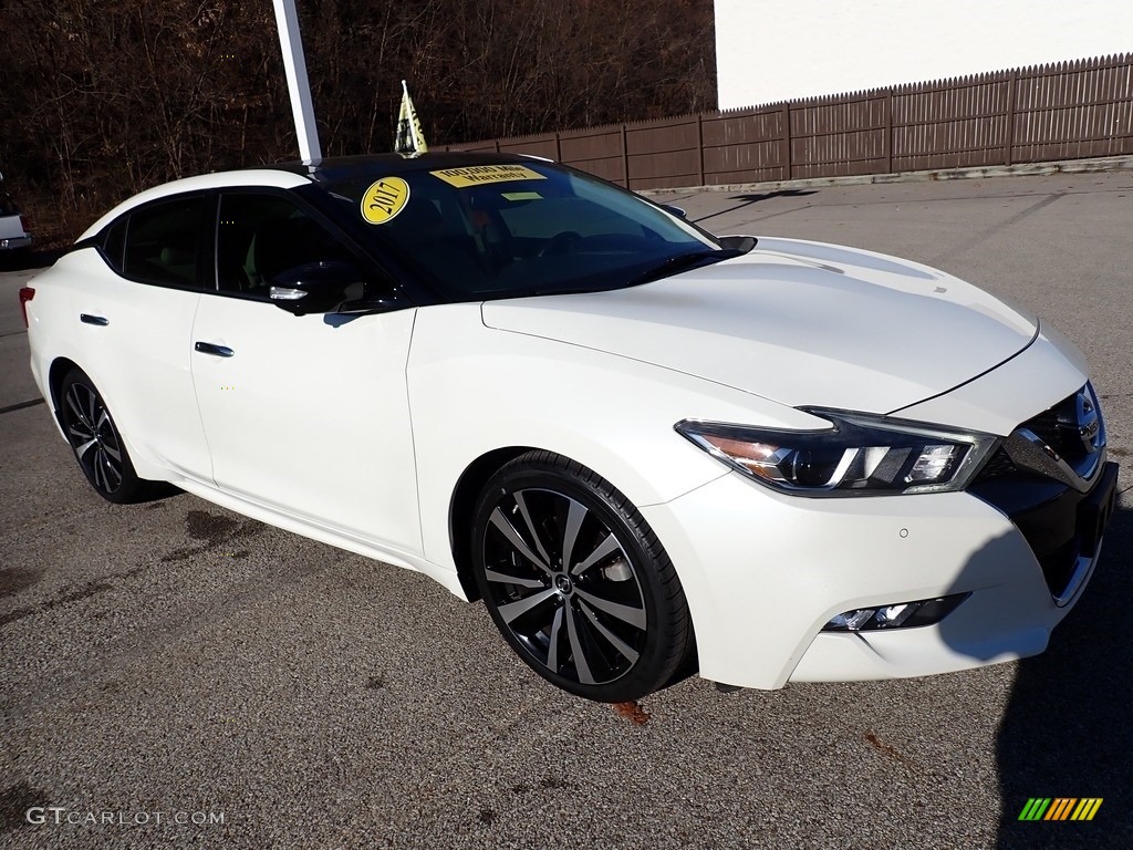 2017 Maxima Platinum - Pearl White / Cashmere photo #8