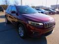 Velvet Red Pearl - Cherokee Latitude Lux 4x4 Photo No. 3