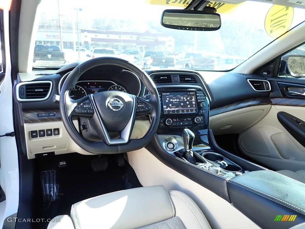 2017 Maxima Platinum - Pearl White / Cashmere photo #13