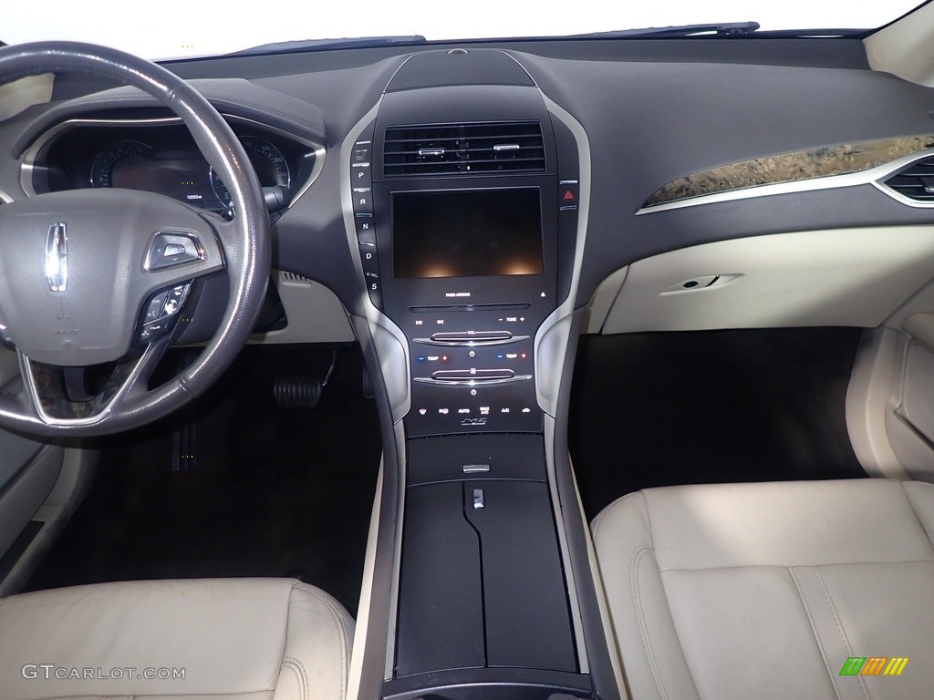 2013 Lincoln MKZ 2.0L EcoBoost FWD Light Dune Dashboard Photo #143402788