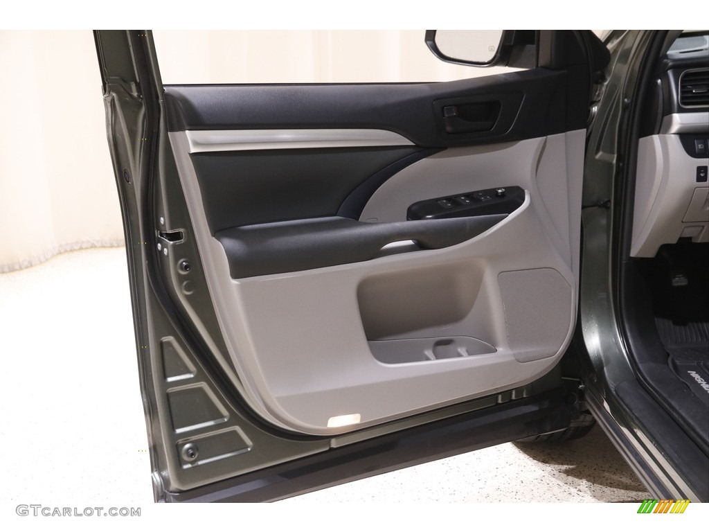 2019 Highlander LE Plus AWD - Alumina Jade Metallic / Ash photo #4