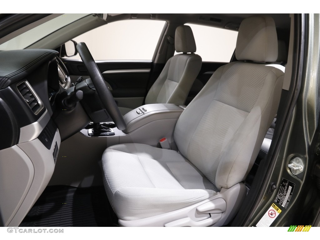 2019 Highlander LE Plus AWD - Alumina Jade Metallic / Ash photo #5