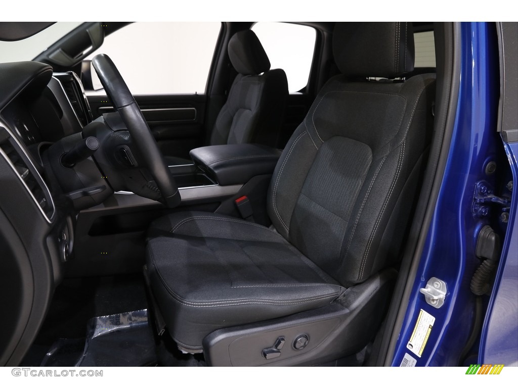 2019 1500 Big Horn Quad Cab 4x4 - Blue Streak Pearl / Black photo #5