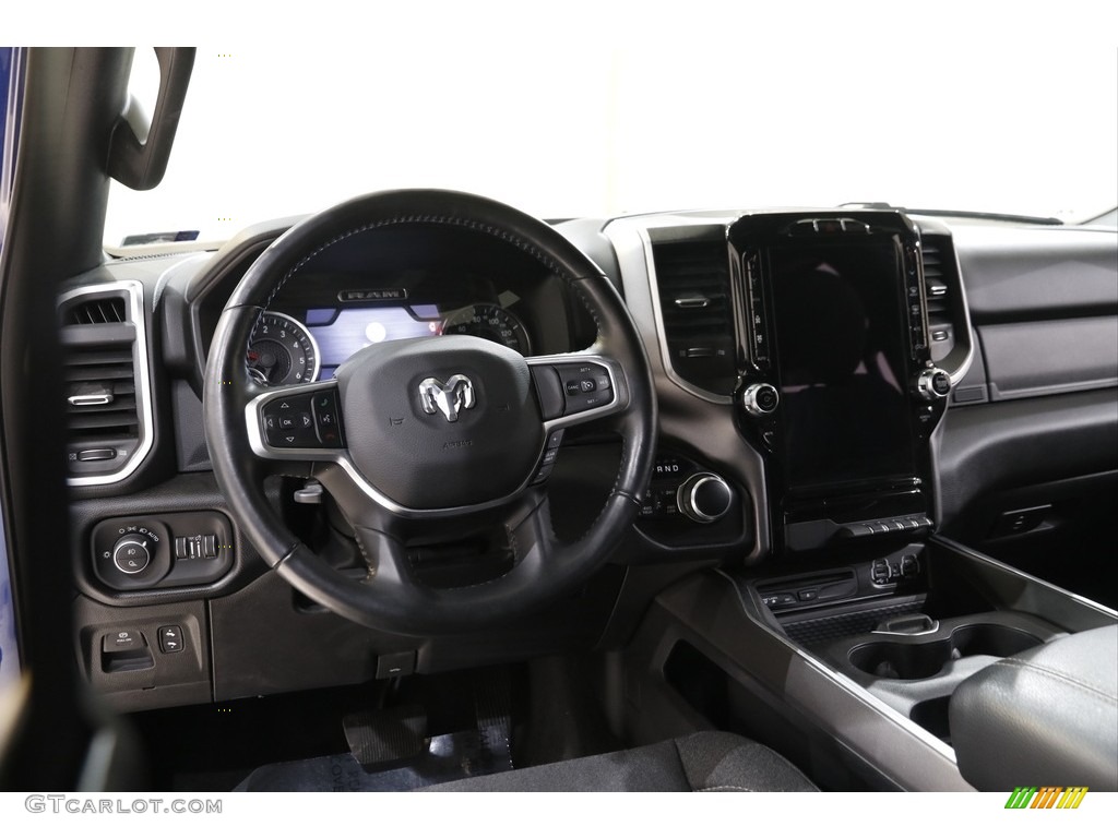 2019 1500 Big Horn Quad Cab 4x4 - Blue Streak Pearl / Black photo #6
