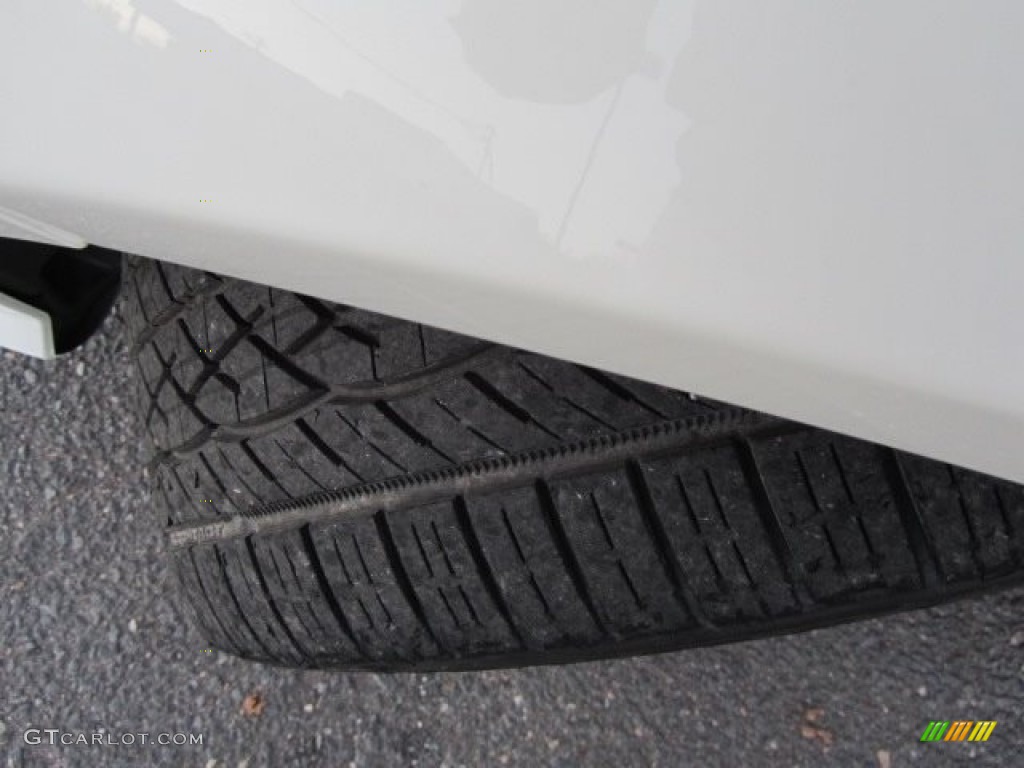2012 E 350 Sedan - Arctic White / Black photo #27