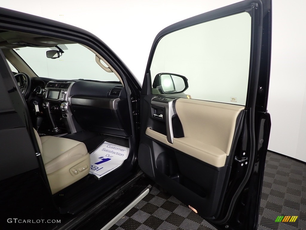 2019 4Runner SR5 Premium 4x4 - Midnight Black metallic / Sand Beige photo #35