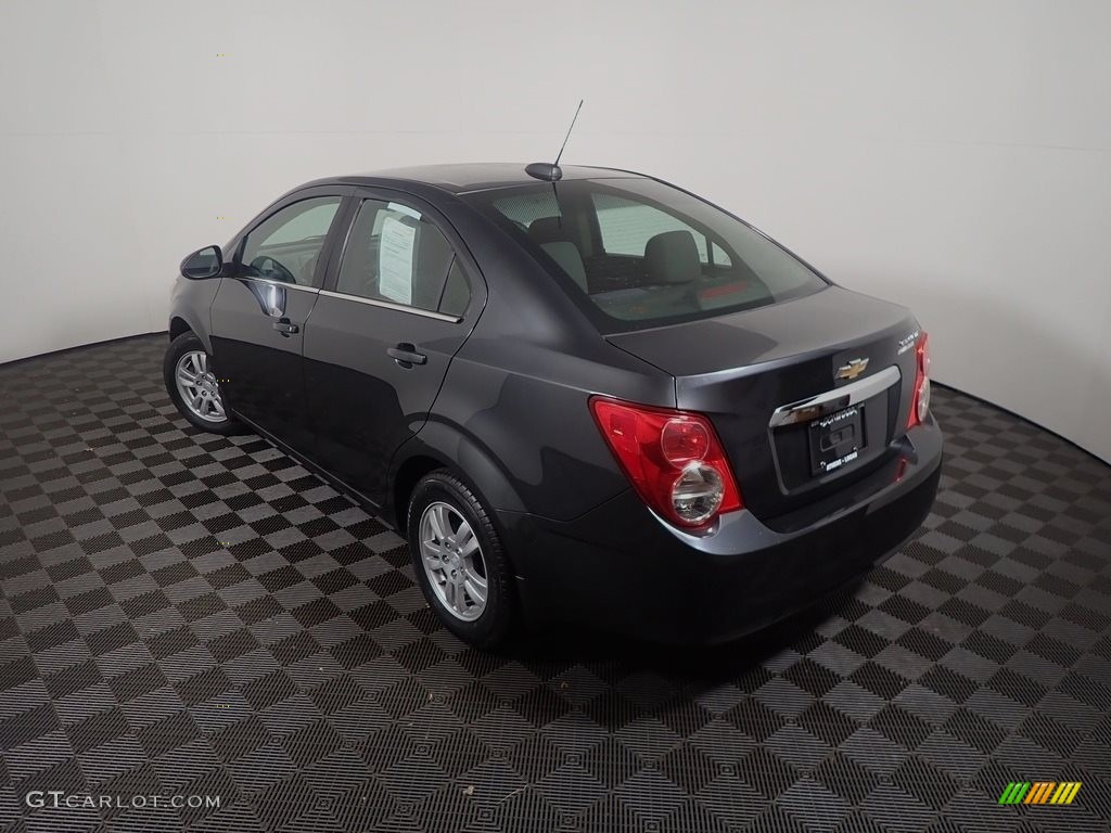 2015 Sonic LT Sedan - Ashen Gray Metallic / Jet Black/Brick photo #11