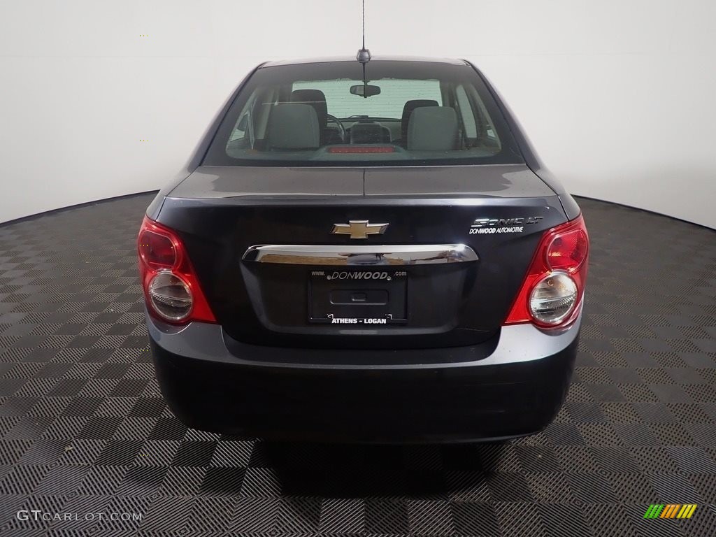 2015 Sonic LT Sedan - Ashen Gray Metallic / Jet Black/Brick photo #12