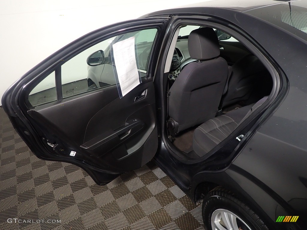 2015 Sonic LT Sedan - Ashen Gray Metallic / Jet Black/Brick photo #32
