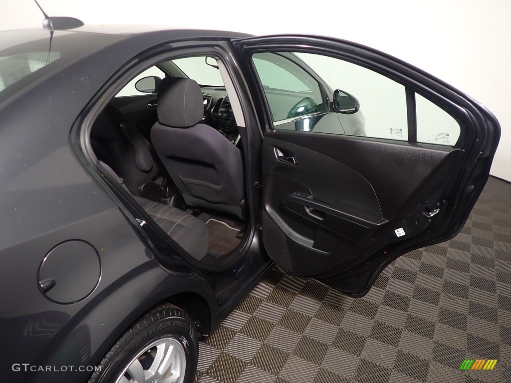 2015 Sonic LT Sedan - Ashen Gray Metallic / Jet Black/Brick photo #34