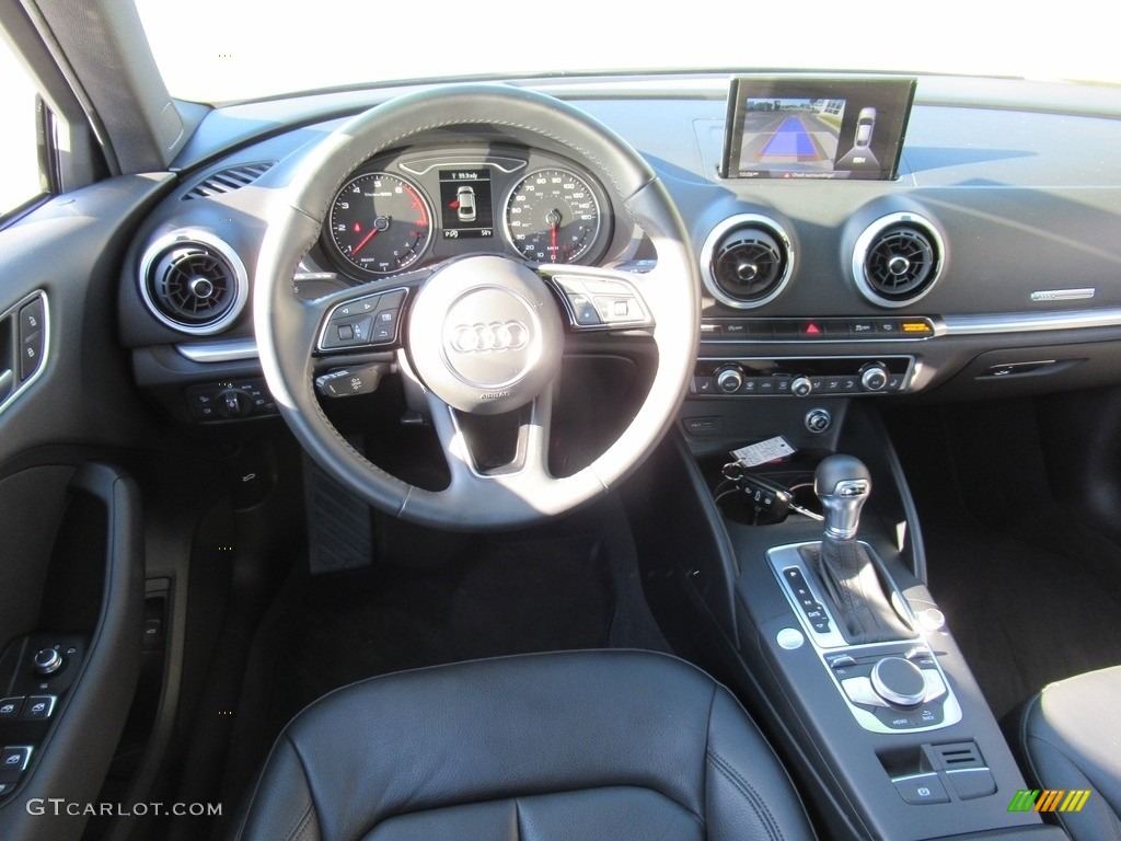 2020 Audi A3 2.0 Premium Dashboard Photos