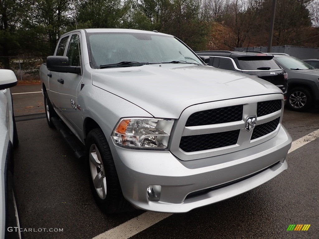 2014 1500 Express Crew Cab 4x4 - Bright Silver Metallic / Black/Diesel Gray photo #2