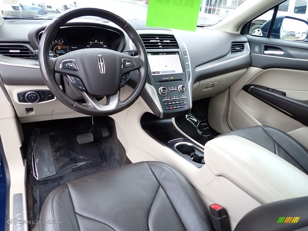 2018 Lincoln MKC Reserve AWD Interior Color Photos