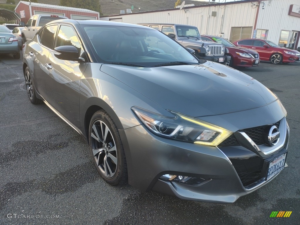 2017 Maxima SV - Gun Metallic / Charcoal photo #1