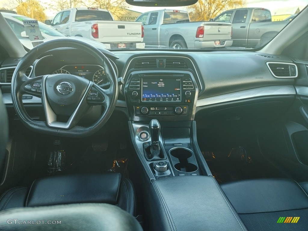 2017 Maxima SV - Gun Metallic / Charcoal photo #5