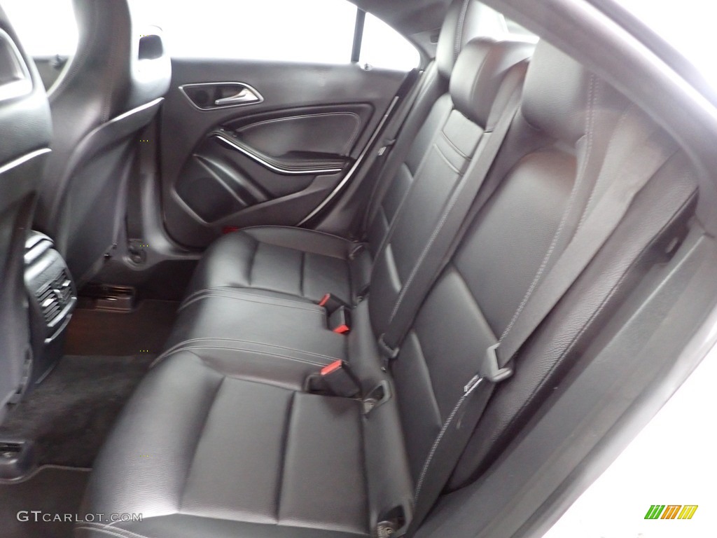 2016 CLA 250 4Matic - Cirrus White / Black photo #30