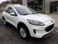 2020 Oxford White Ford Escape SE 4WD  photo #9