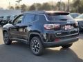 Diamond Black Crystal Pearl - Compass Latitude 4x4 Photo No. 4