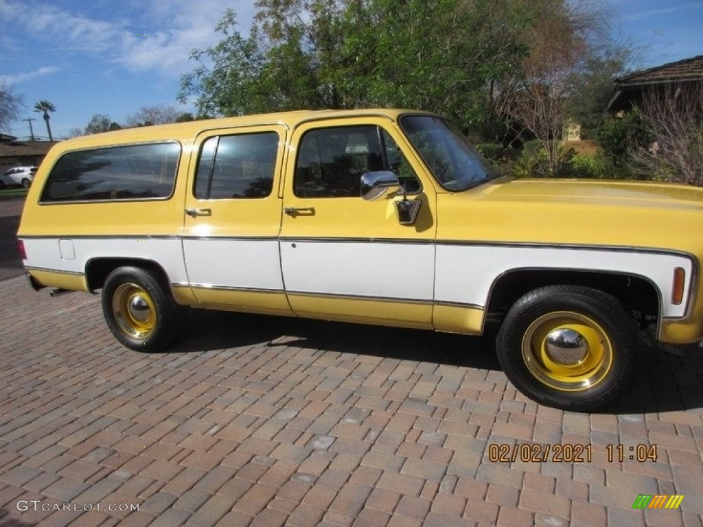 Colonial Yellow 1979 Chevrolet Suburban C10 Custom Deluxe Exterior Photo #143424010