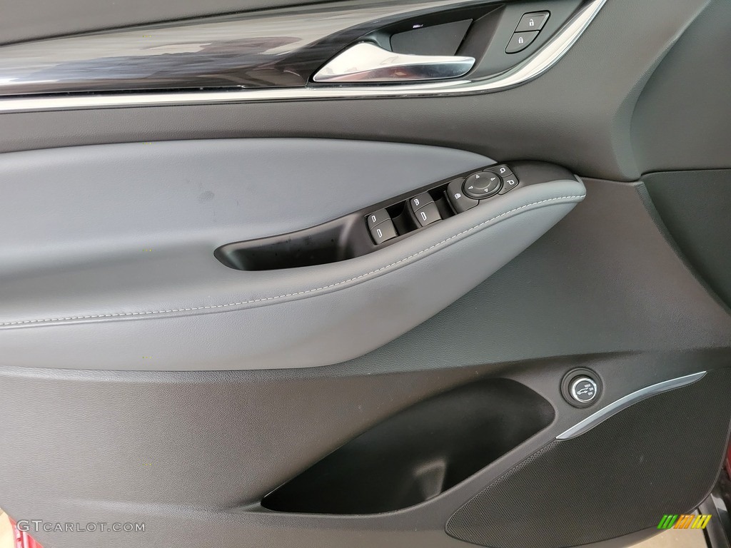 2018 Buick Enclave Essence Door Panel Photos