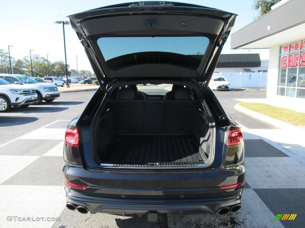2021 Audi SQ8 Prestige quattro Trunk Photo #143426399