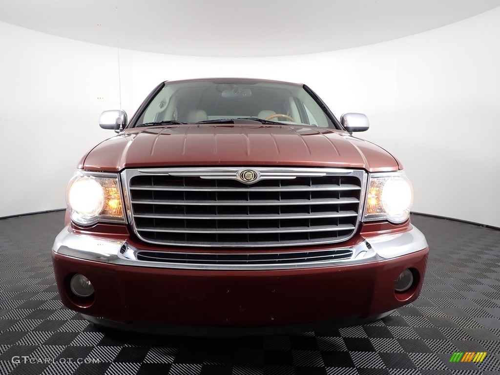 2007 Aspen Limited HEMI 4WD - Cognac Crystal Pearl / Dark Slate Gray/Light Slate Gray photo #3