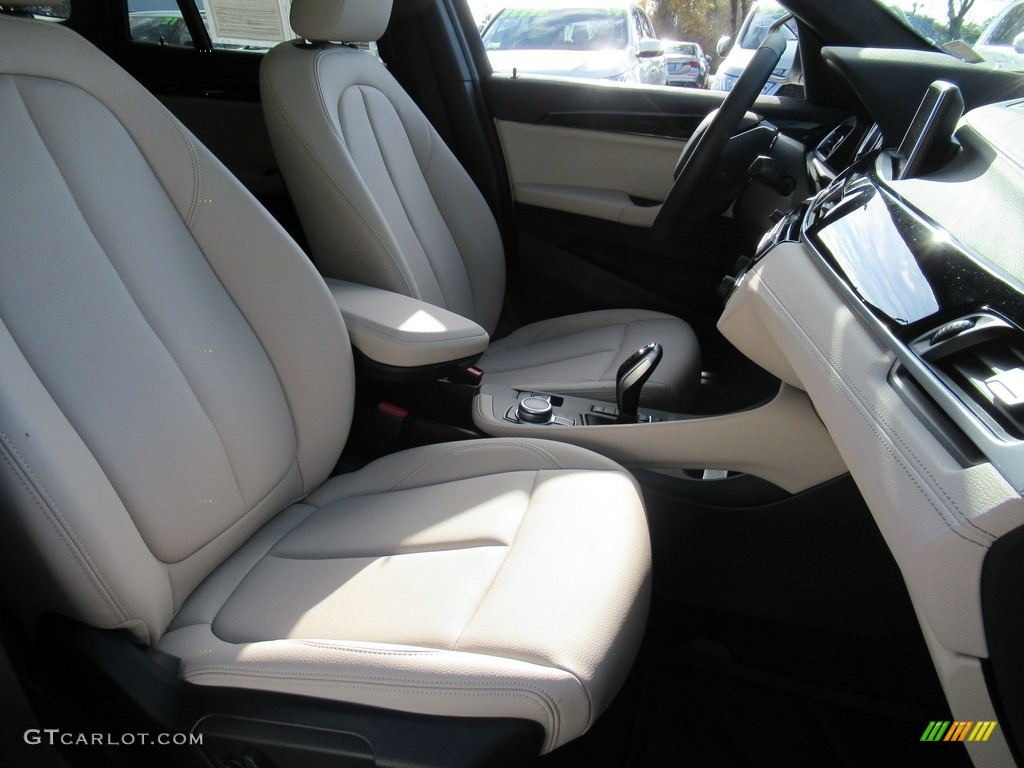 2021 X1 xDrive28i - Alpine White / Oyster photo #13