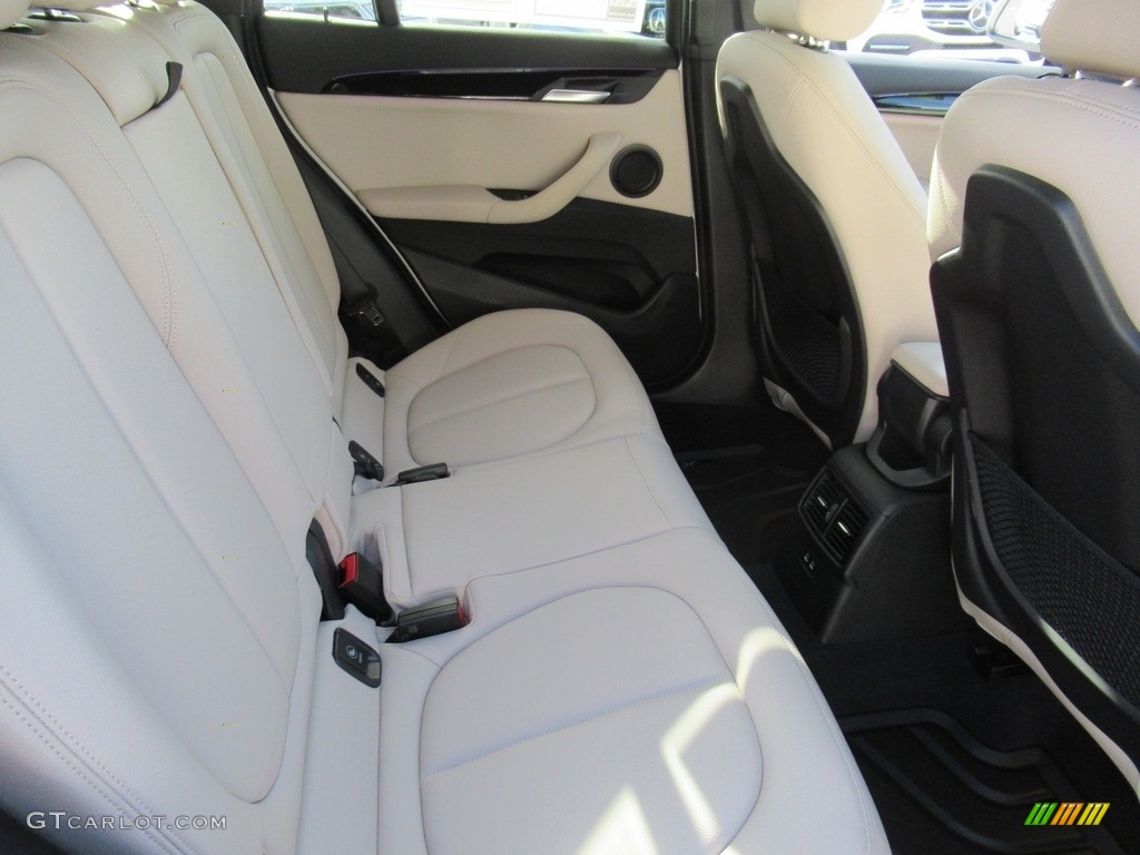 2021 X1 xDrive28i - Alpine White / Oyster photo #14