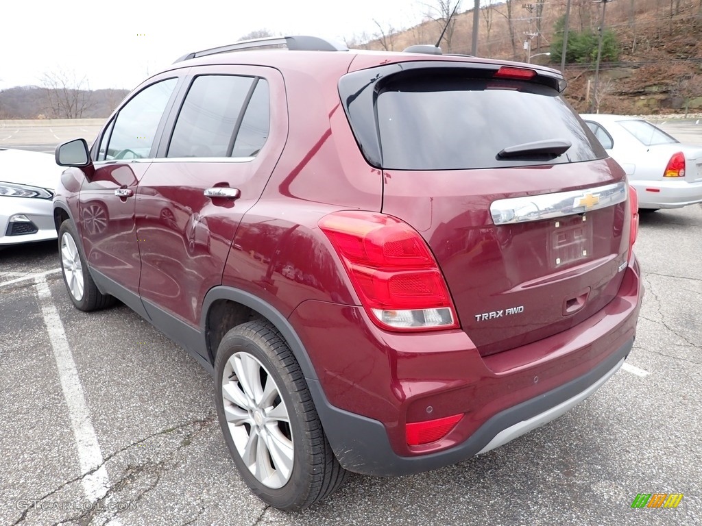 2017 Trax Premier AWD - Crimson Metallic / Jet Black/­Light Ash Gray photo #2