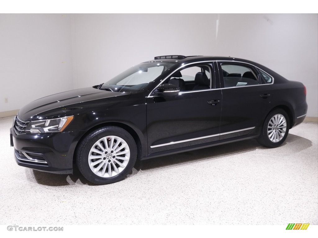 2016 Passat SE Sedan - Black / Titan Black photo #3