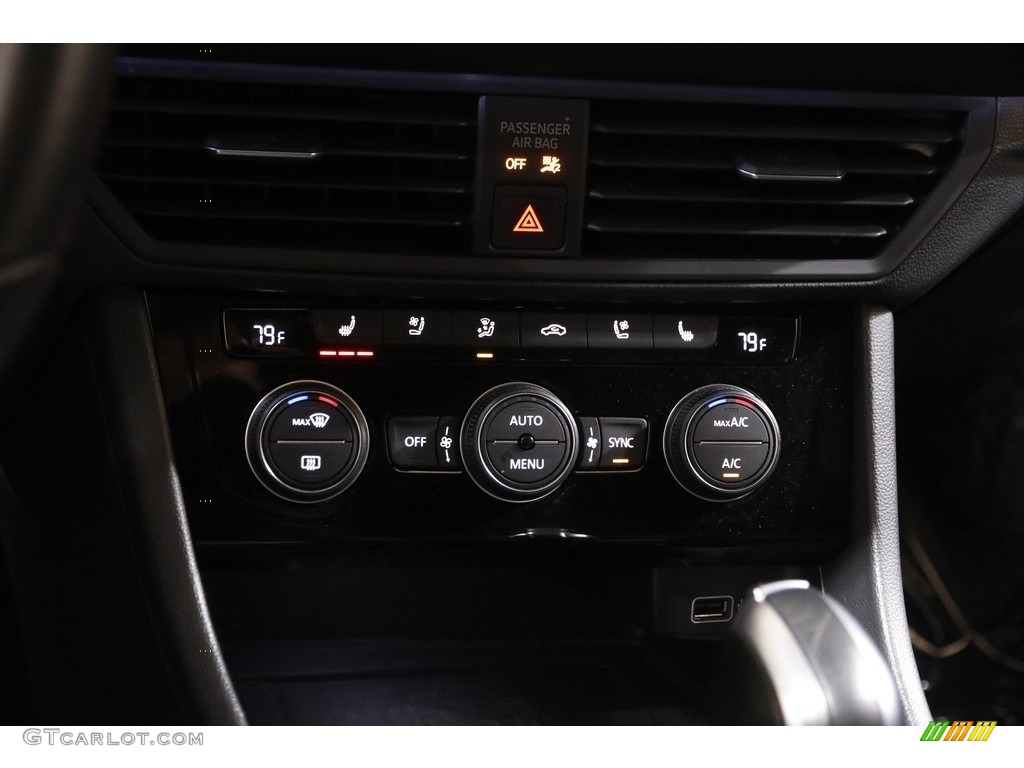 2020 Volkswagen Jetta GLI Controls Photos