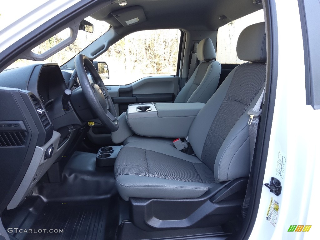 Earth Gray Interior 2018 Ford F150 XLT Regular Cab Photo #143441361