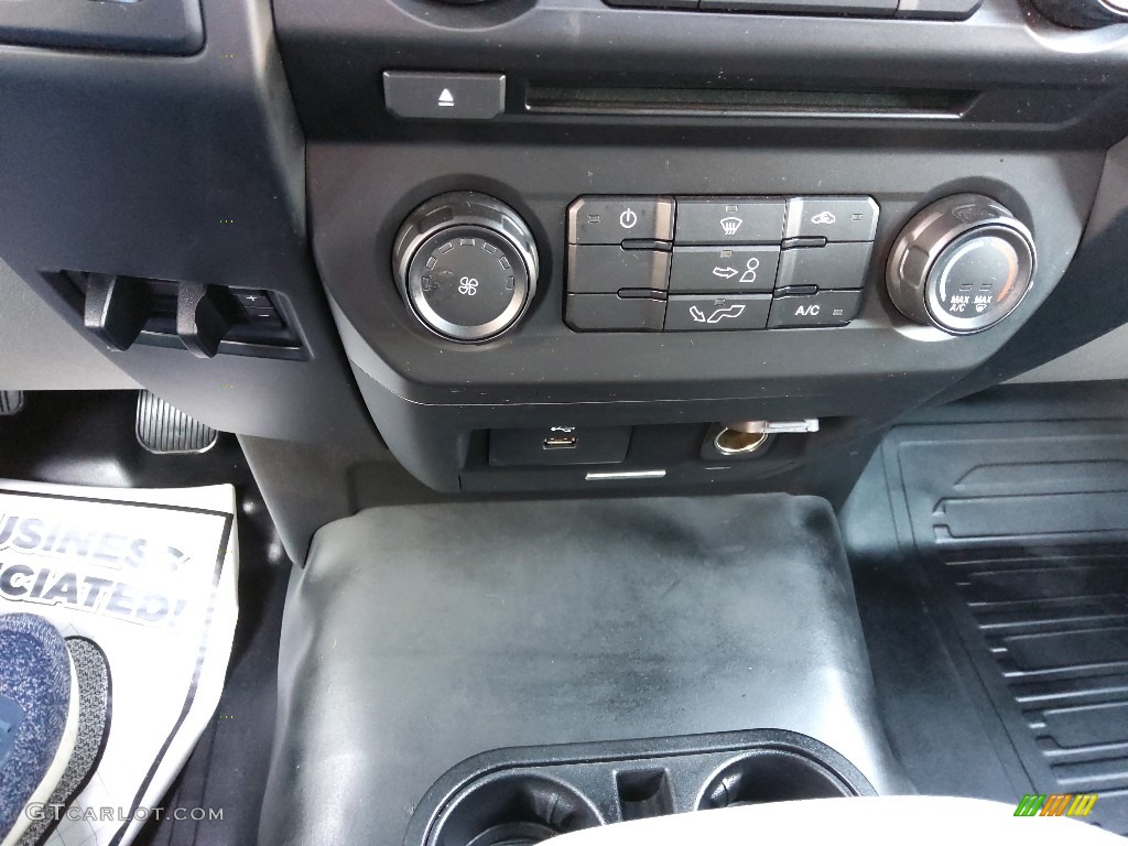 2018 Ford F150 XLT Regular Cab Controls Photos