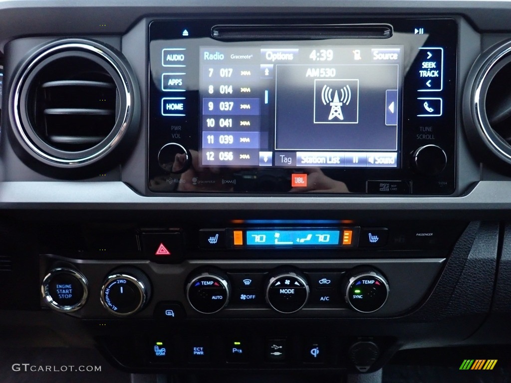 2017 Tacoma SR5 Double Cab 4x4 - Silver Sky Metallic / Black/Caramel photo #19