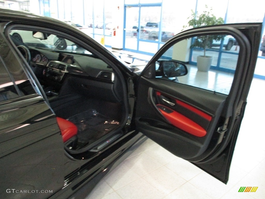 2018 M3 Sedan - Black Sapphire Metallic / Sakhir Orange/Black photo #18