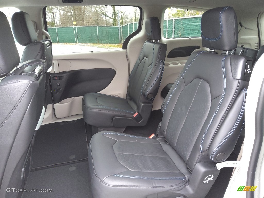 2021 Pacifica Touring L - Luxury White Pearl / Black/Alloy photo #13
