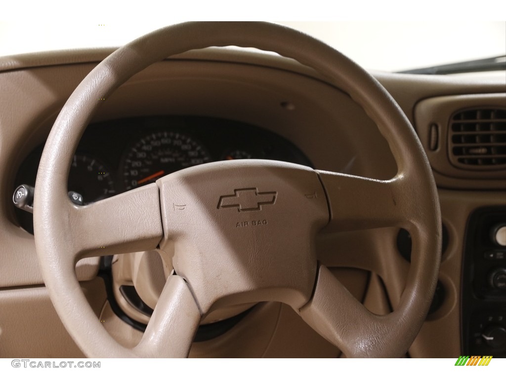 2004 TrailBlazer LS 4x4 - Sandstone Metallic / Light Cashmere photo #7