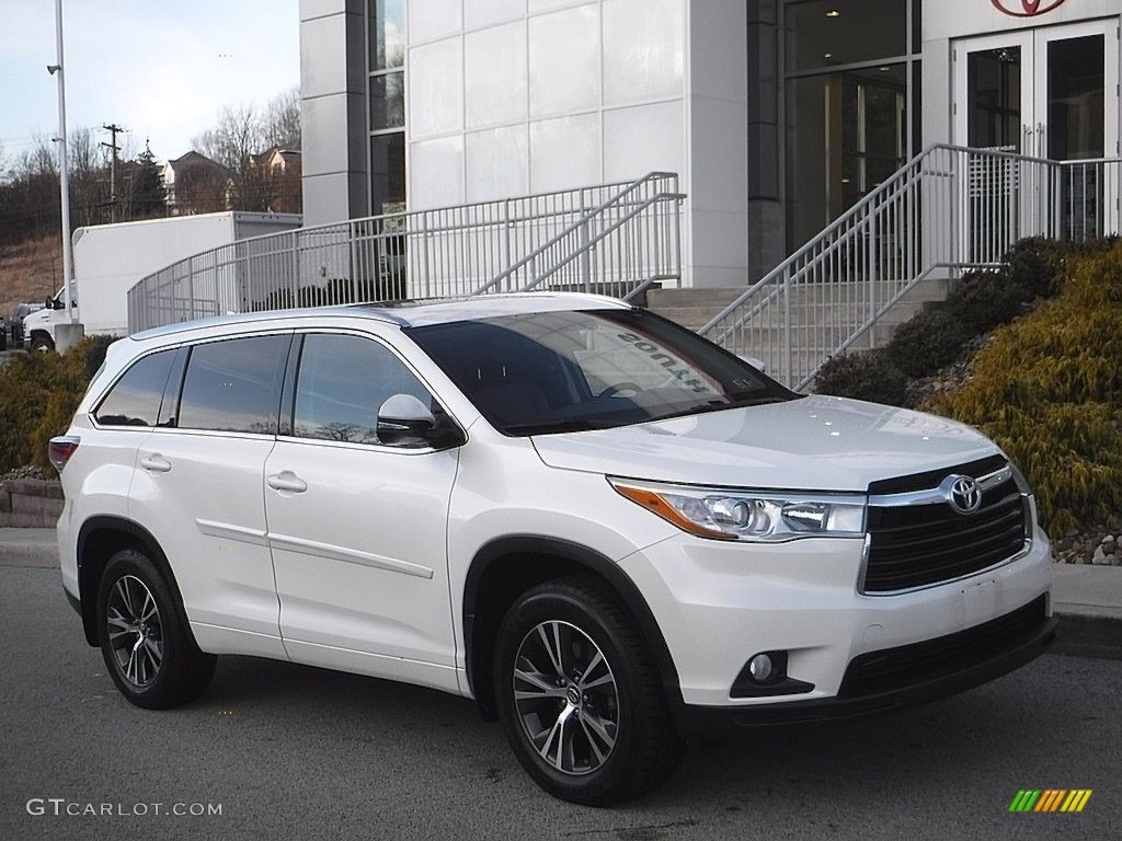 2016 Highlander XLE - Blizzard Pearl / Black photo #1