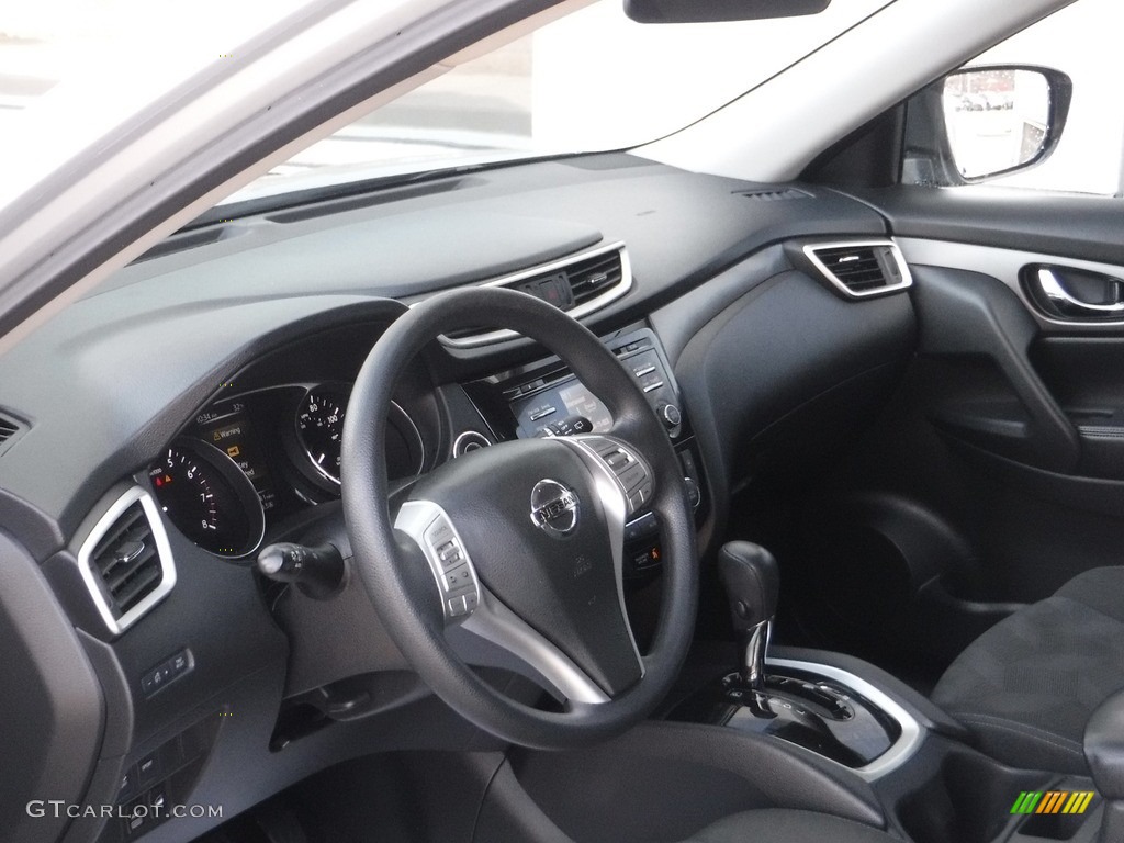 2016 Rogue SV AWD - Brilliant Silver / Charcoal photo #17