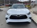 2022 Wind Chill Pearl Toyota Highlander XLE AWD  photo #6