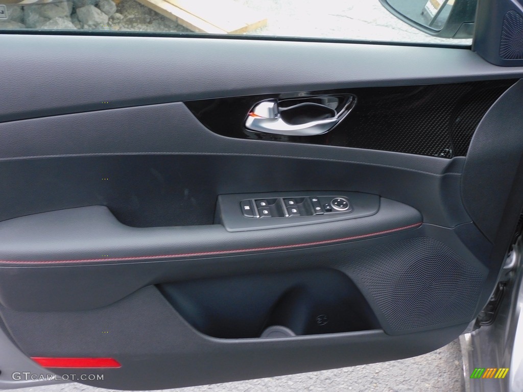 2022 Kia Forte GT Door Panel Photos