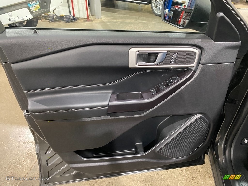 2020 Ford Explorer XLT 4WD Ebony Door Panel Photo #143455815