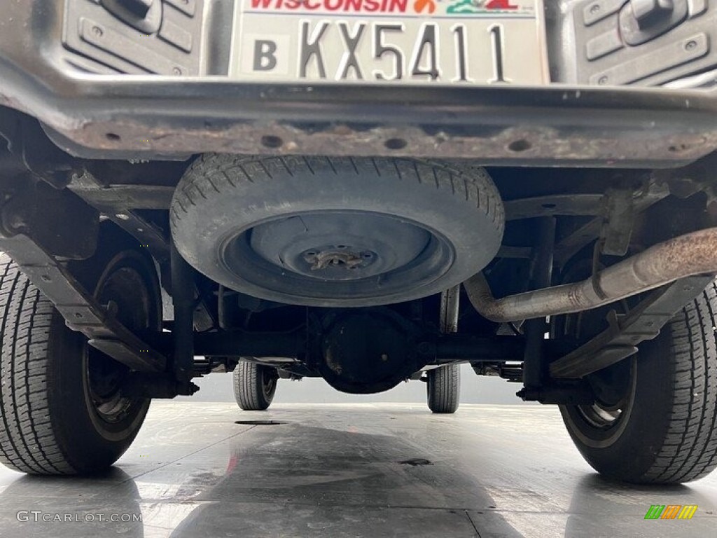 1988 Jeep Comanche Pioneer 2WD Undercarriage Photos